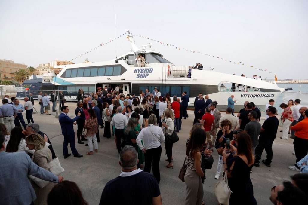 Varo Nuovo Hybrid Ship "Vittorio Morace"