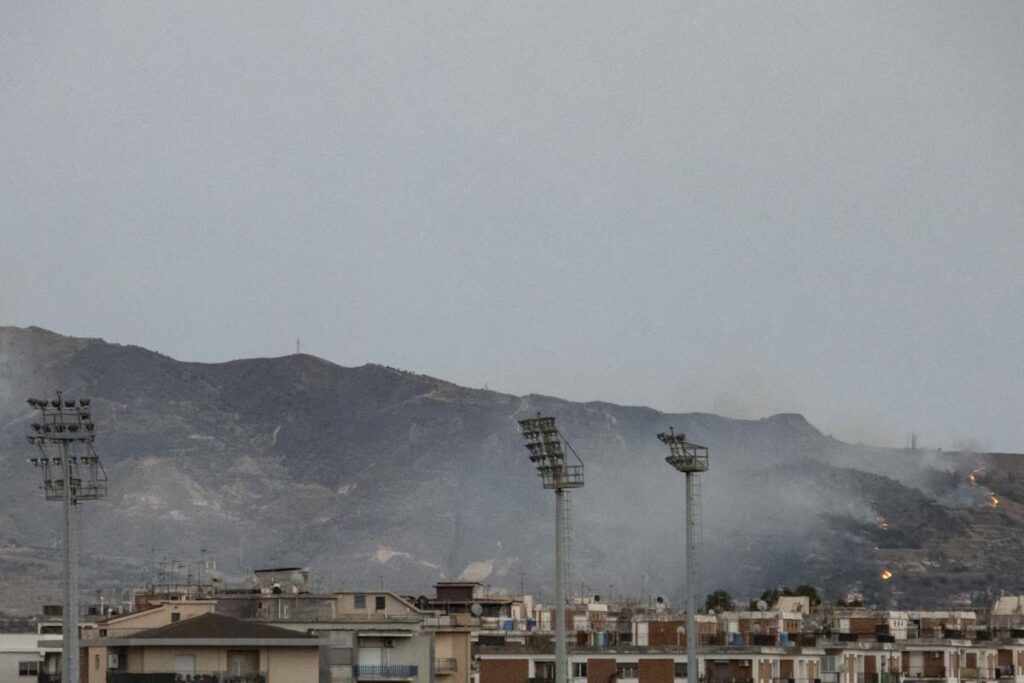 incendio colline pellaro