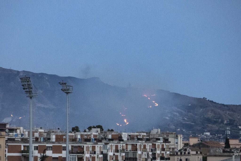 incendio colline pellaro