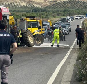 incidente e90 crotone