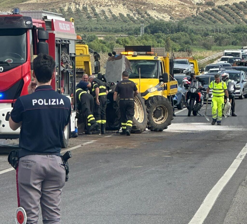 incidente e90 crotone
