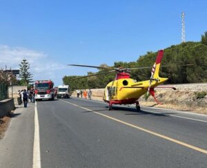 incidente ss106 ambulanza elisoccorso vigili del fuoco