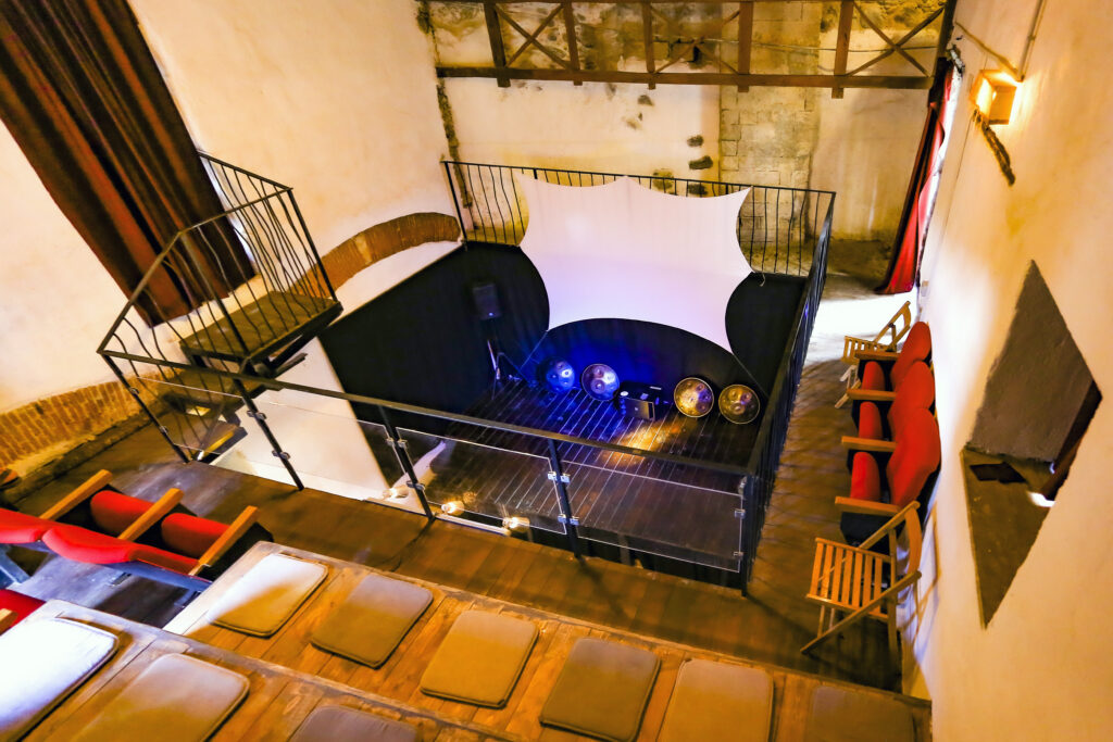 interno cine-teatro universal