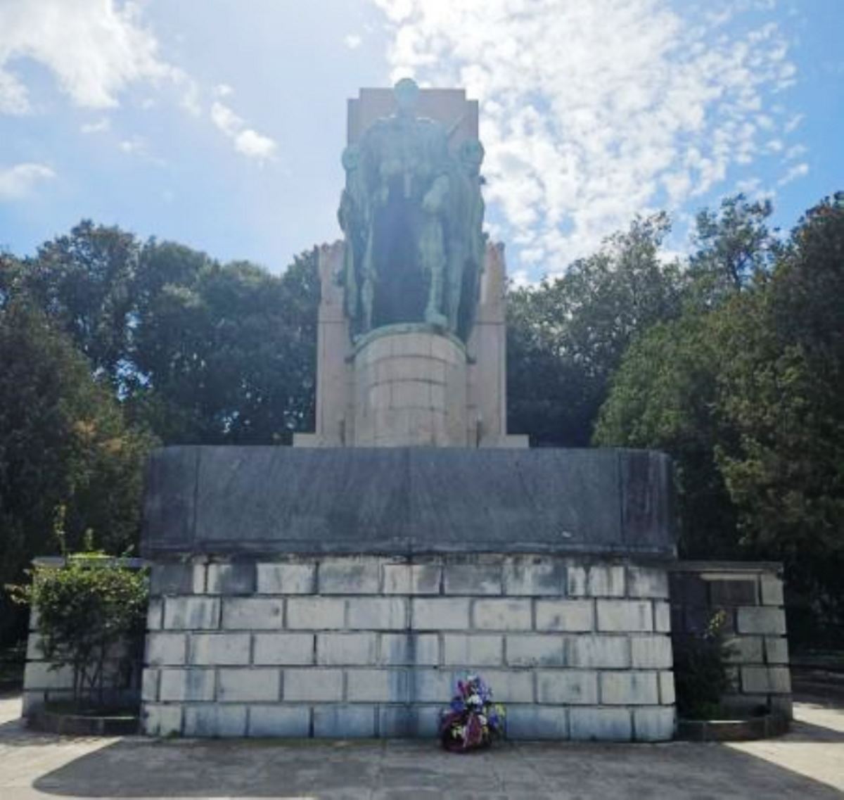 monumento ai caduti messina