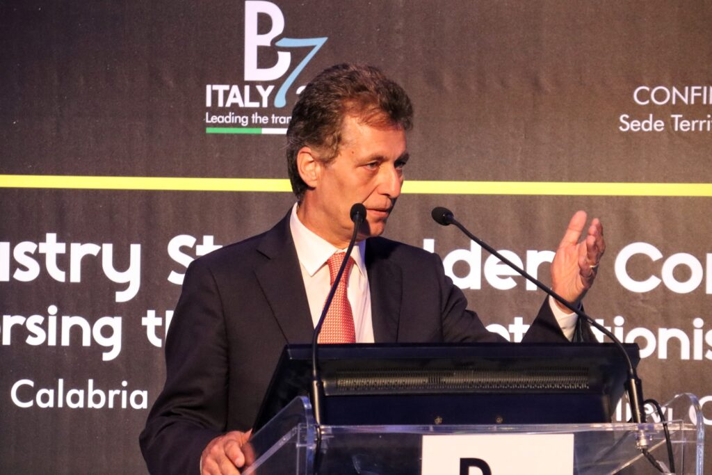 Conferenza Vertice b7 Scuola Allievi Carabinieri per g7 commercio reggio calabria
