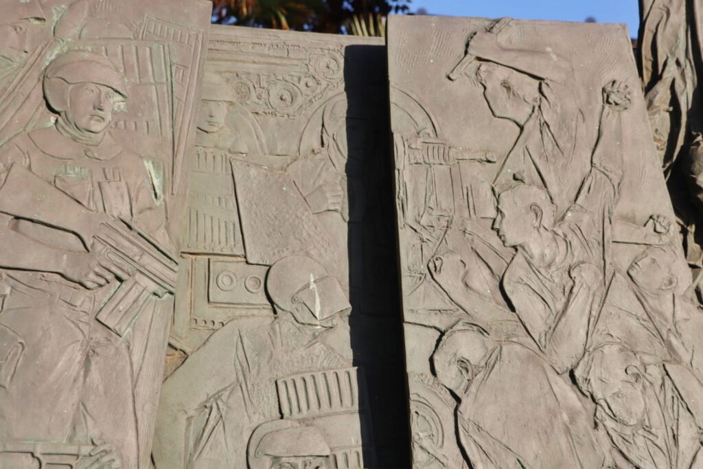 Deposizione stele Rivolta Reggio