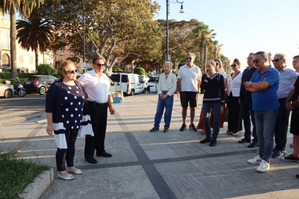 Deposizione stele Rivolta Reggio