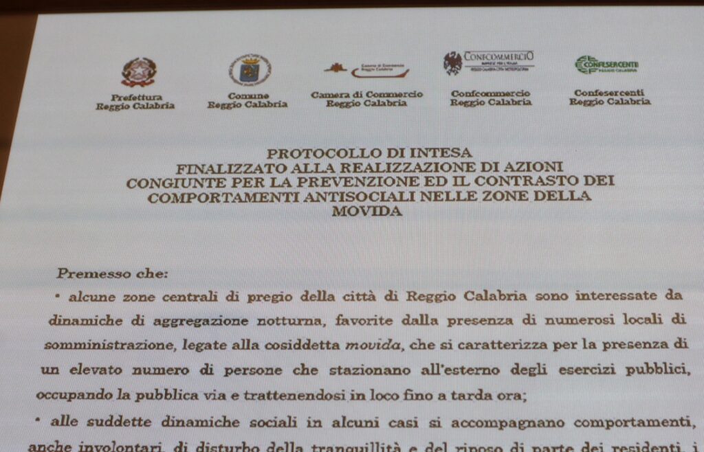 Firma protocollo in Prefettura