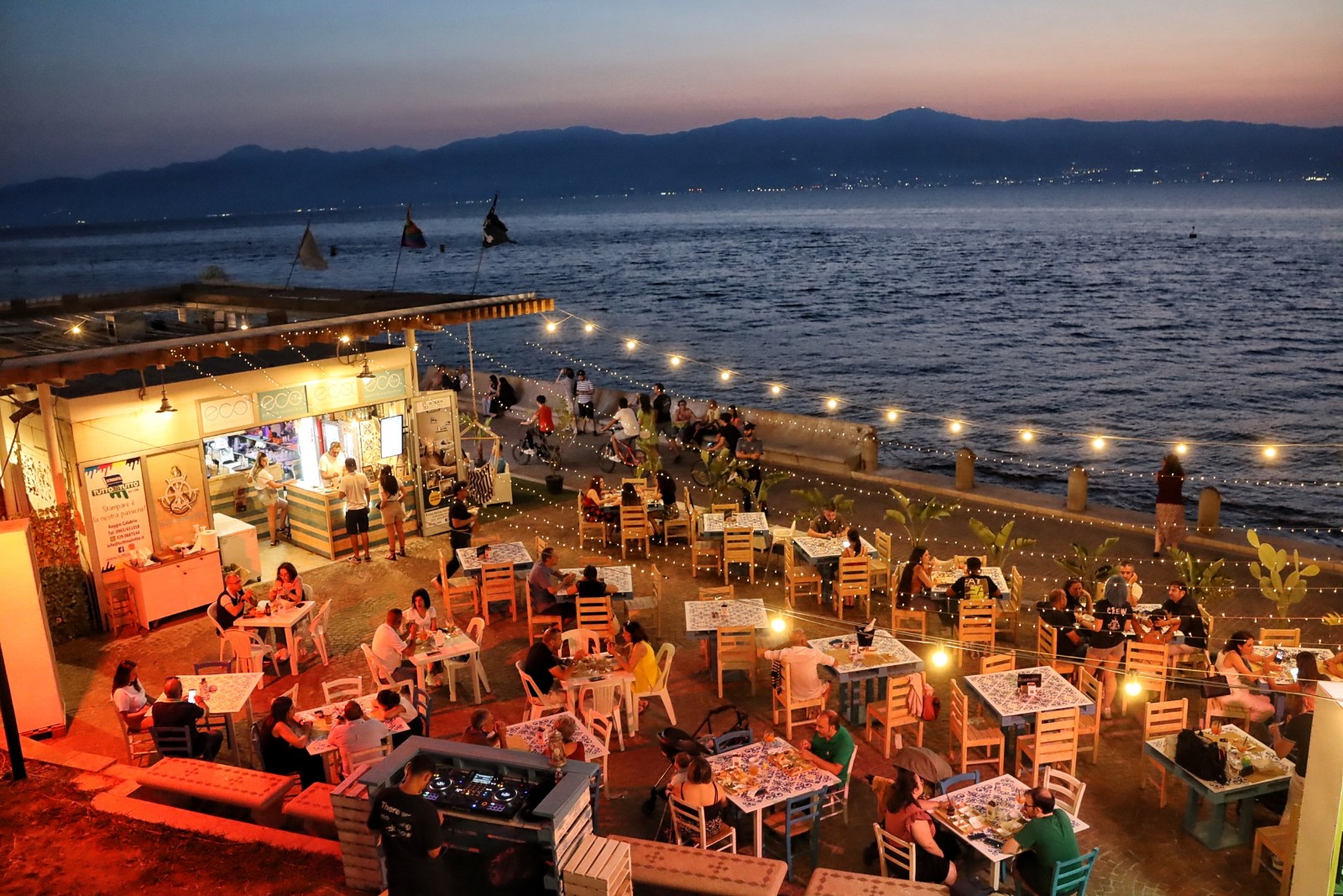 Movida Lungomare Reggio Calabria Lidi e Chioschi in Via Marina (10)