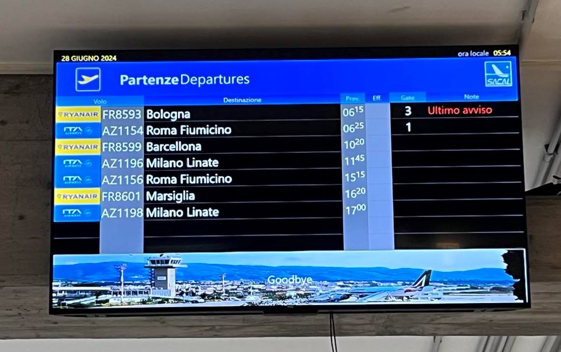 aeroporto reggio calabria giugno 2024