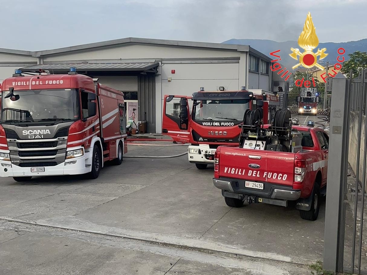 incendio cosenza (2)