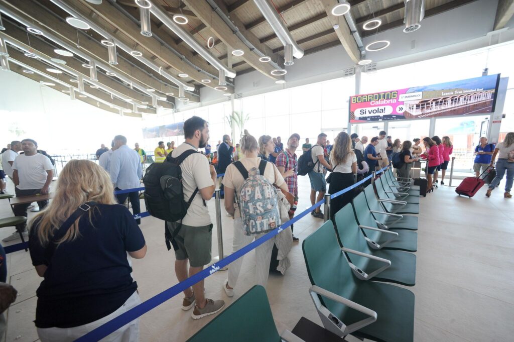 nuova area imbarchi dell’aeroporto internazionale di Lamezia Terme