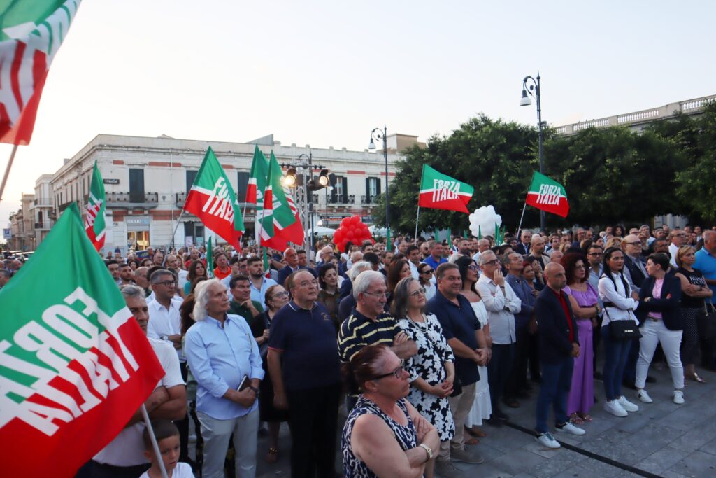 ringraziamento giusi princi piazza duomo (8)