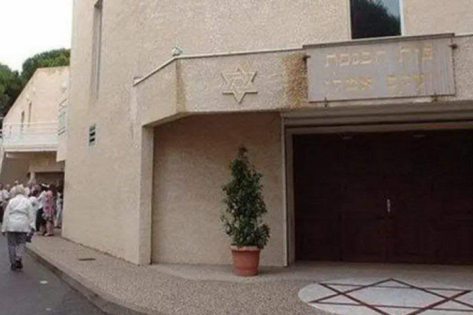 attentato sinagoga francia