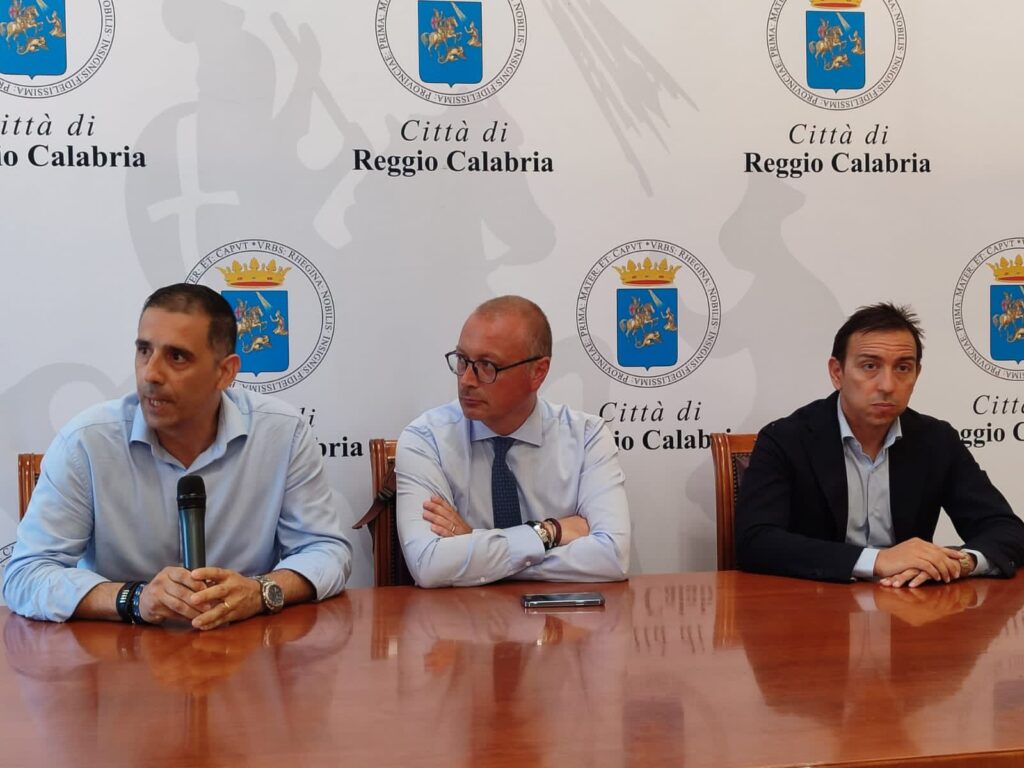 Burrone Versace Castorina