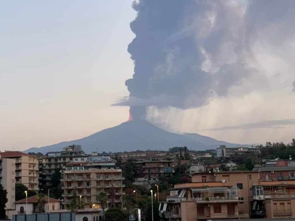 eruzione etna