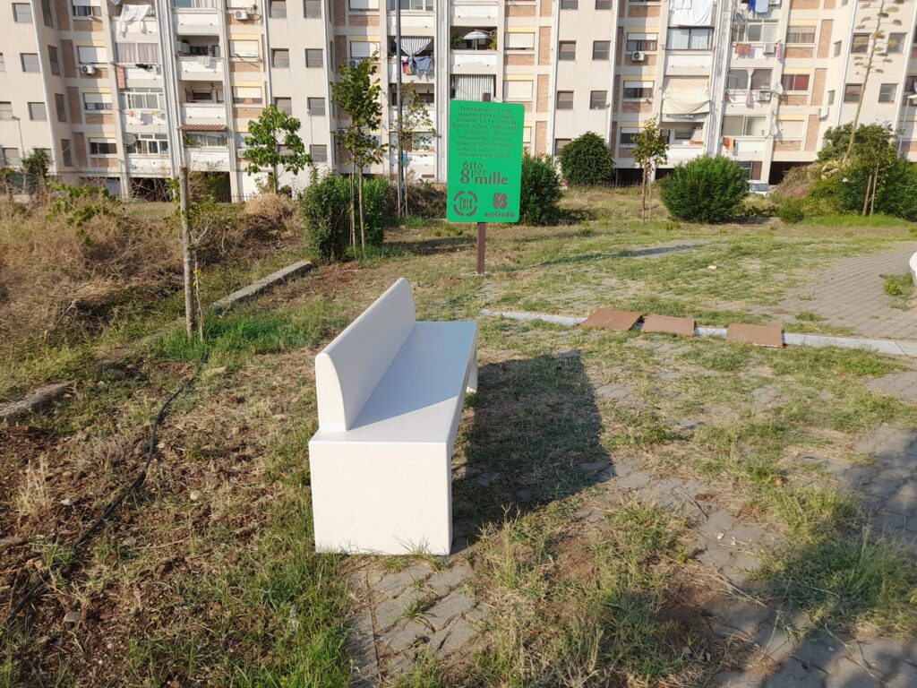 Nuove panchine Arghillà
