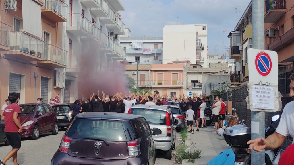 Ultrà Reggina fuori dal Granillo