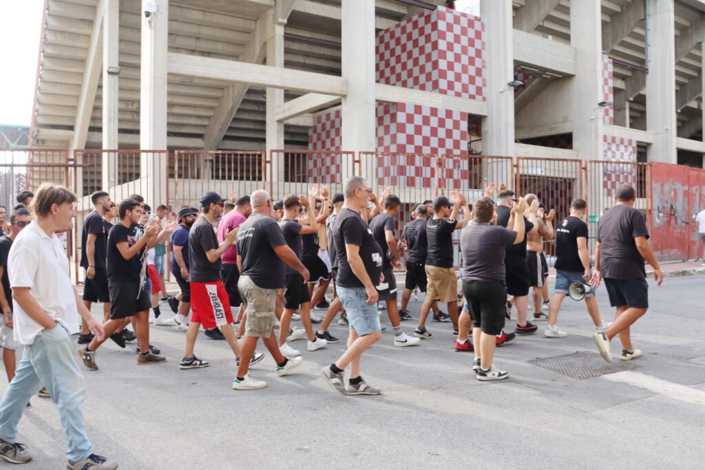 Ultrà Reggina fuori dal Granillo