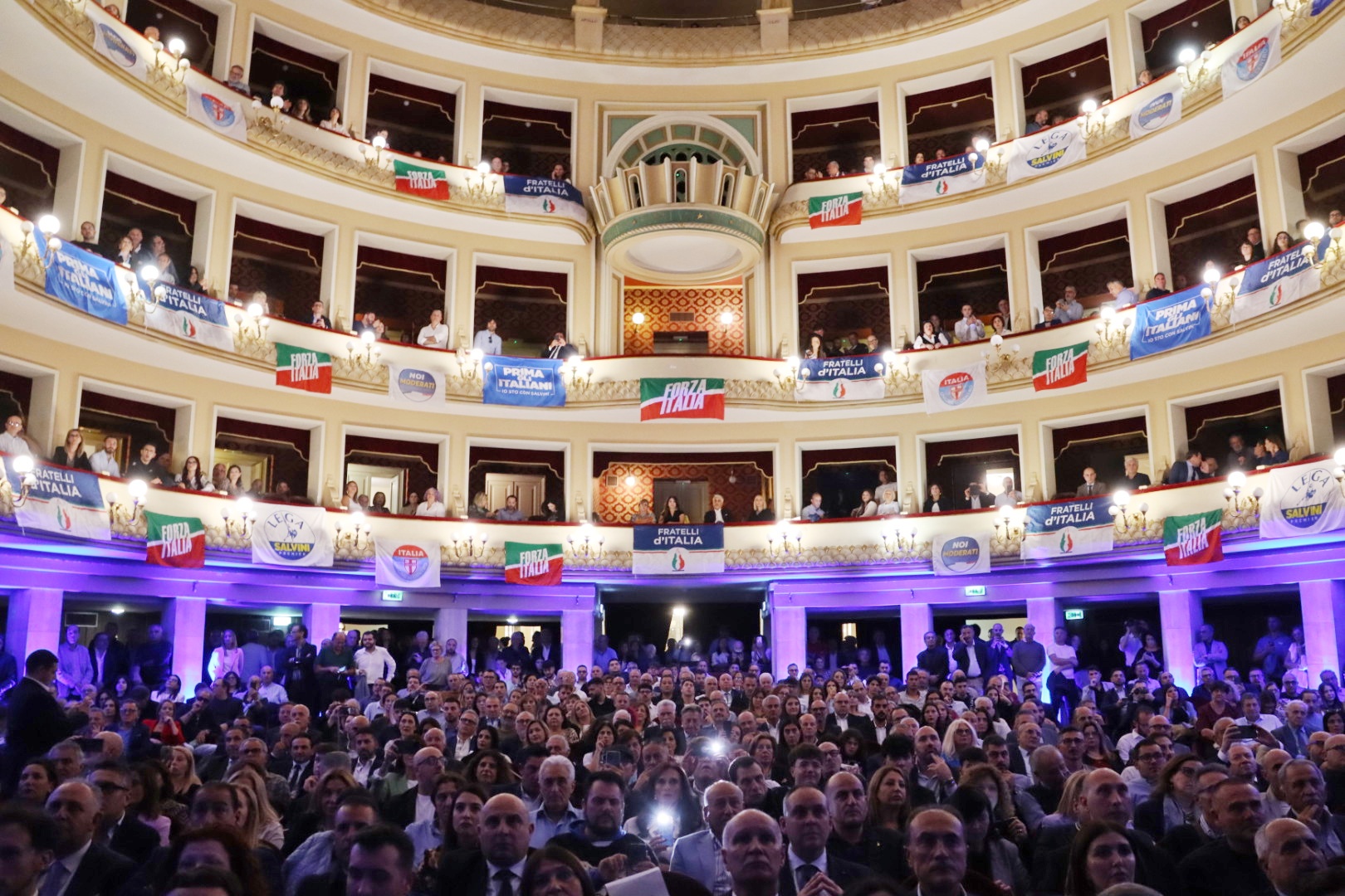 Iniziativa 2 anni Governo Meloni Reggio Calabria (6)