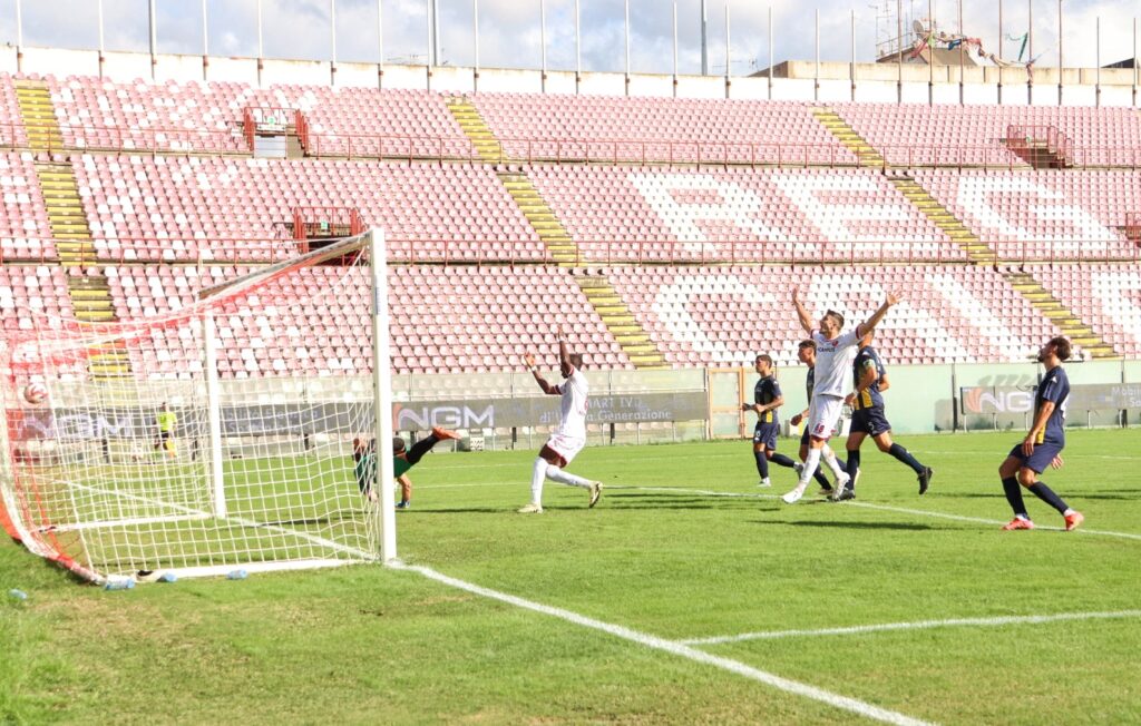 Reggina-Licata gol dall'oglio
