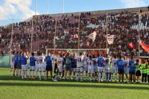 Reggina-Licata saluto finale squadra curva sud