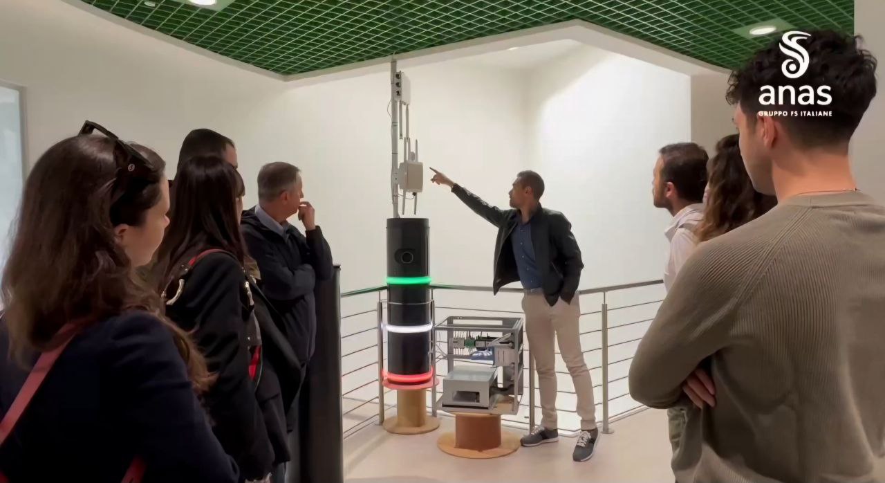 Studenti dell’Università della Calabria in visita alla Green Island della Smart Road sulla A2