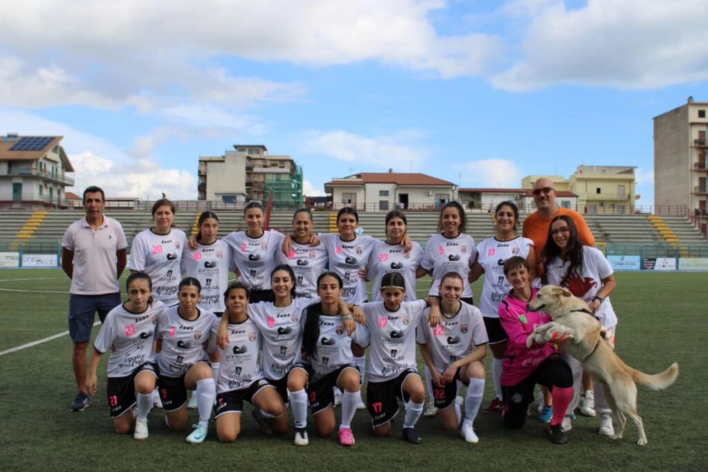 Torneo calcio femminile Locri