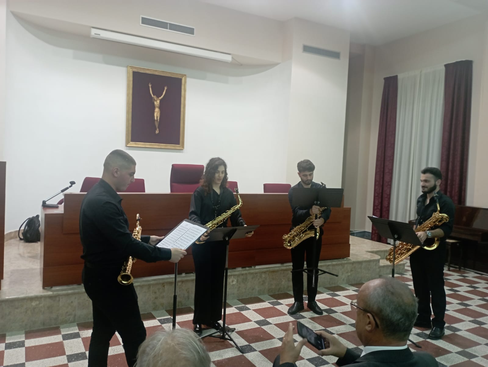serra club