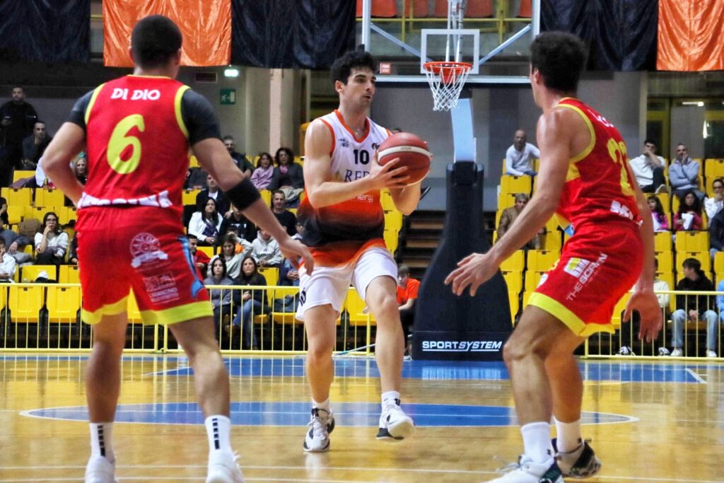 Manu Fernandez