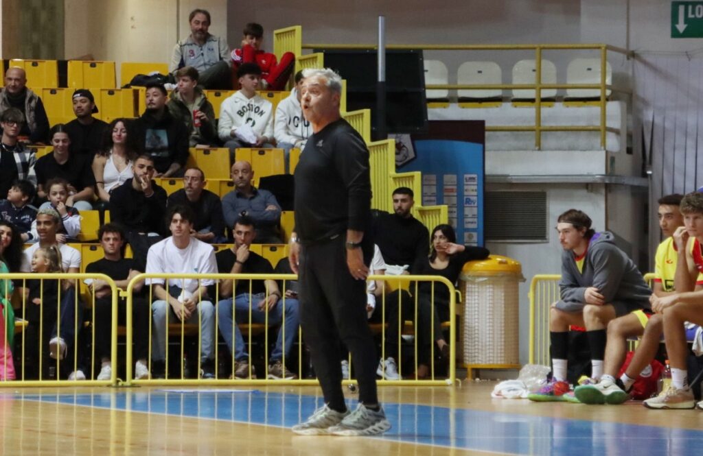 Coach Pippo Sidoti Basket School Messina