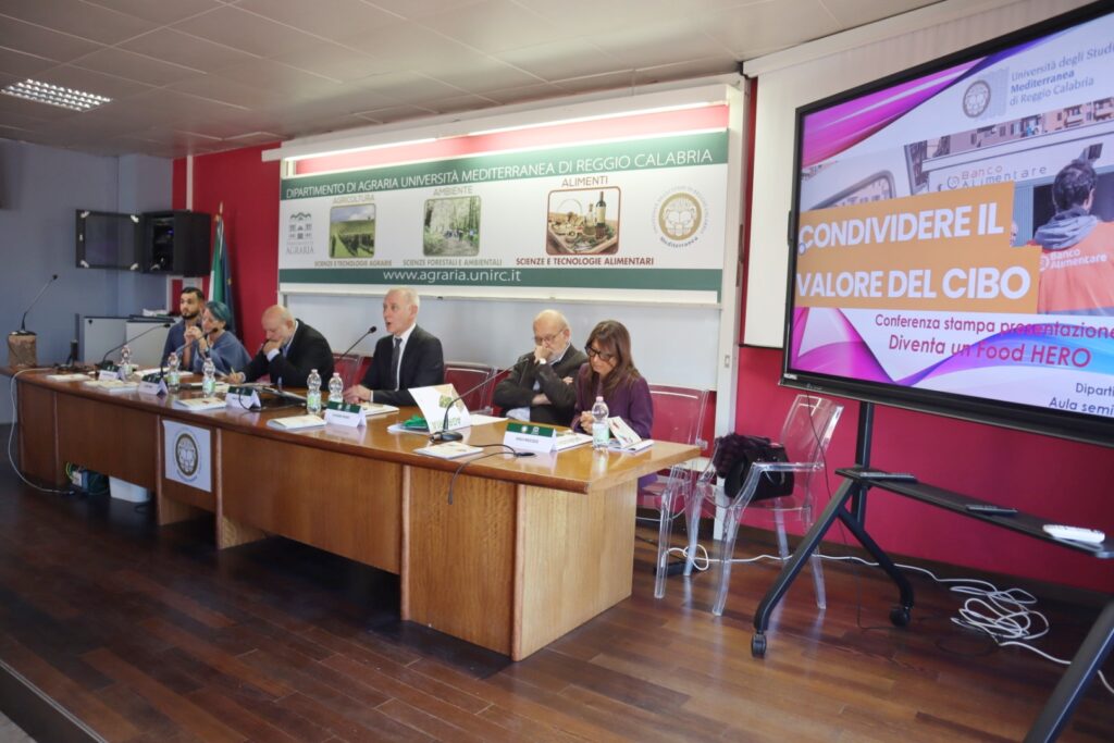 Università Agraria Accordo Banco Alimentare e Opuscolo Food Hero