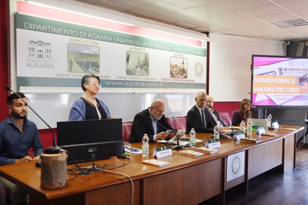Università Agraria Accordo Banco Alimentare e Opuscolo Food Hero