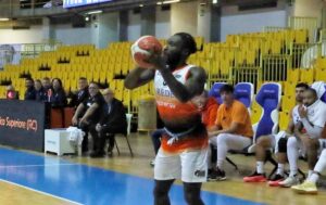 Efi Idiaru