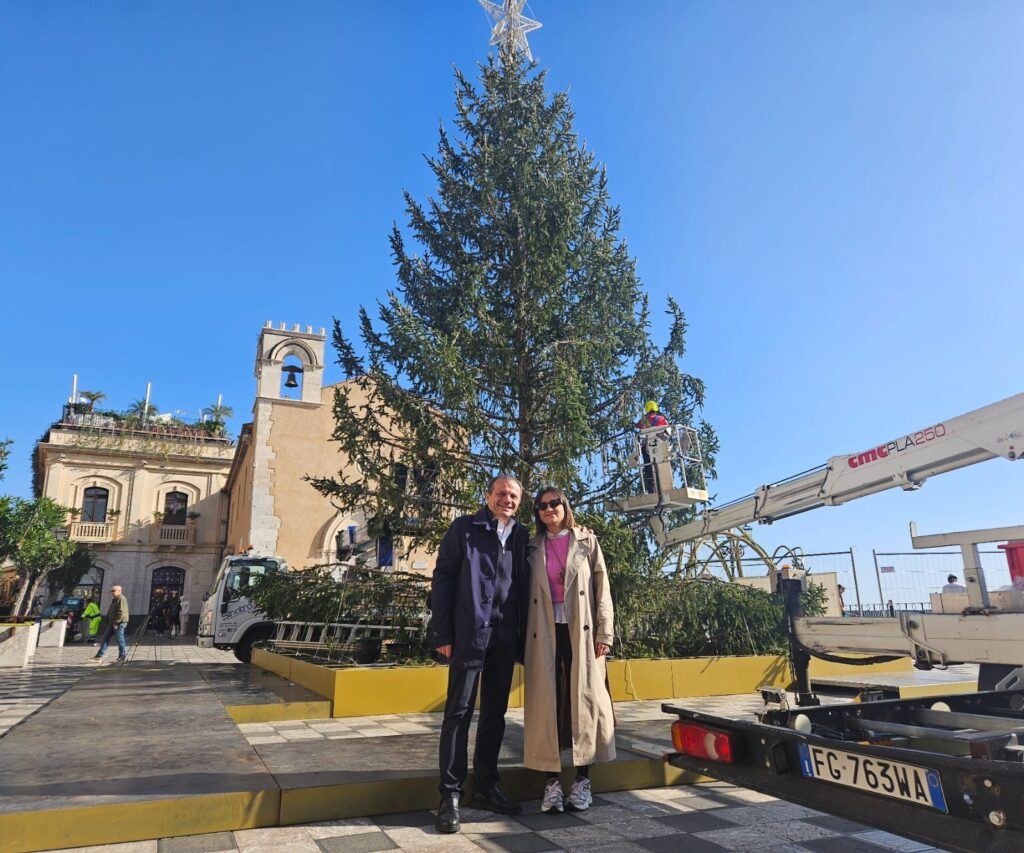albero natale taormina