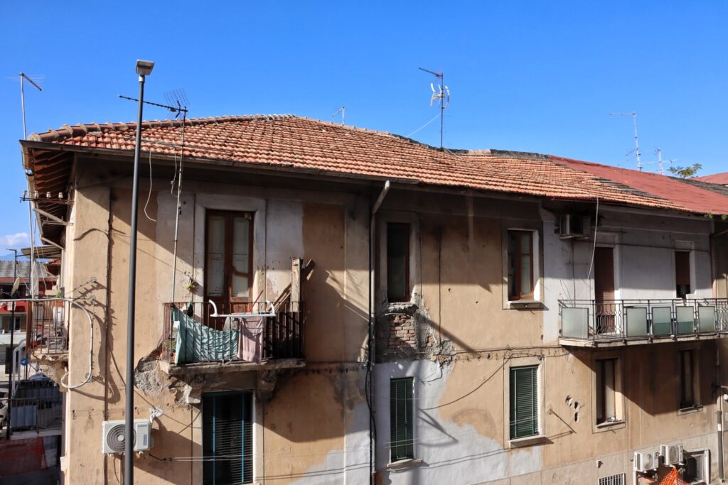 condizioni abitazioni via ibico