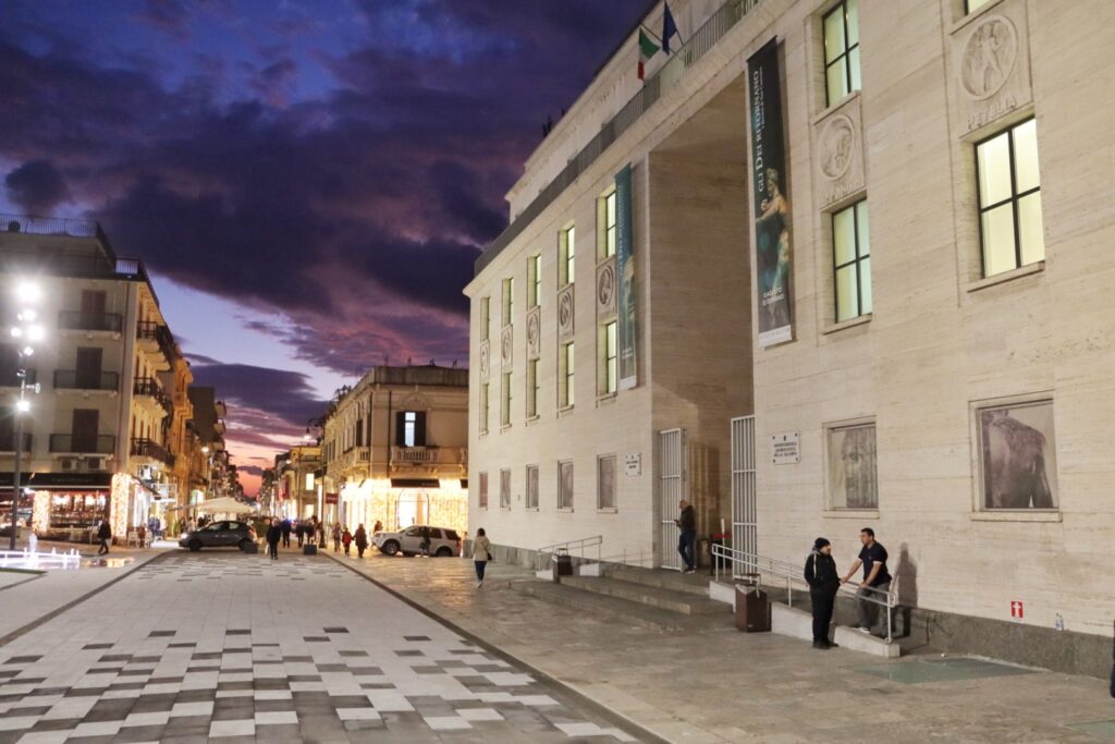 tramonto 29 novembre piazza de nava