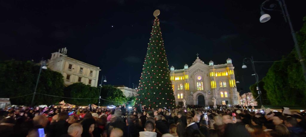 accensione albero natale reggio calabria 2024