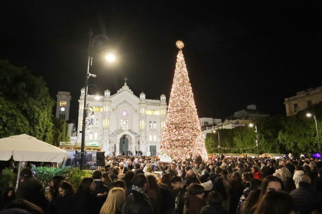 accensione albero natale reggio calabria 2024