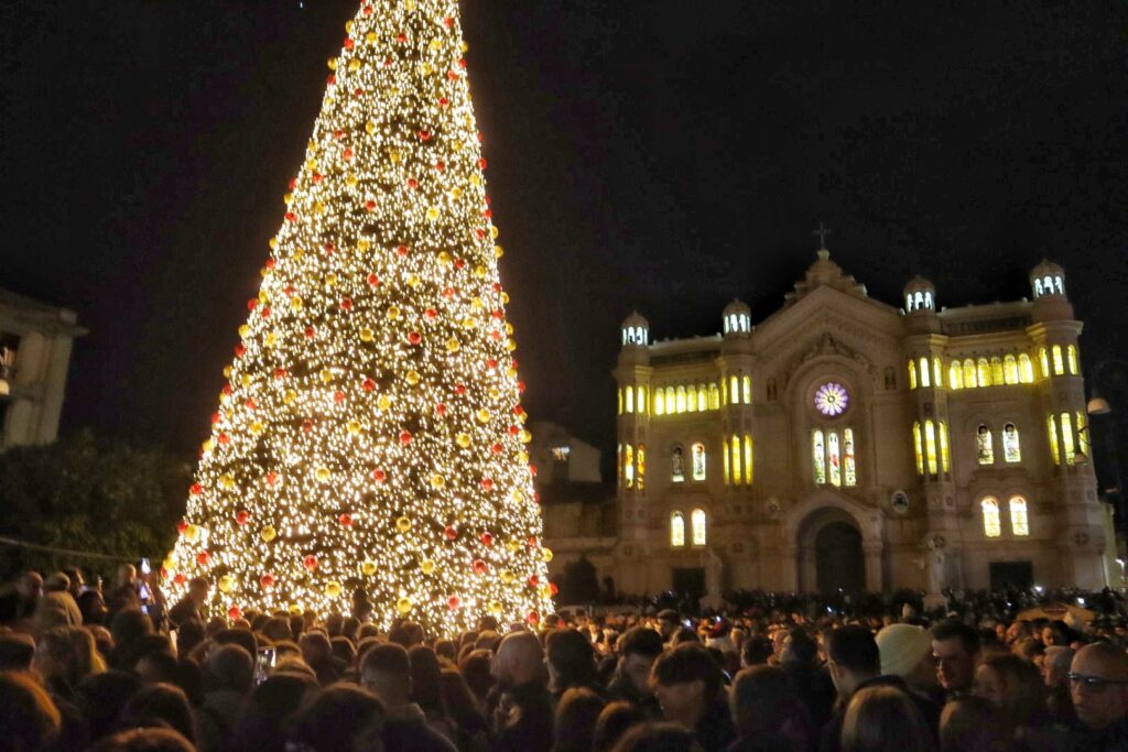 accensione albero natale reggio calabria 2024