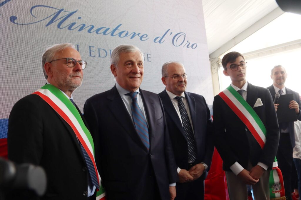 Consegna Minatore d'oro a Tajani a Motta San Giovanni