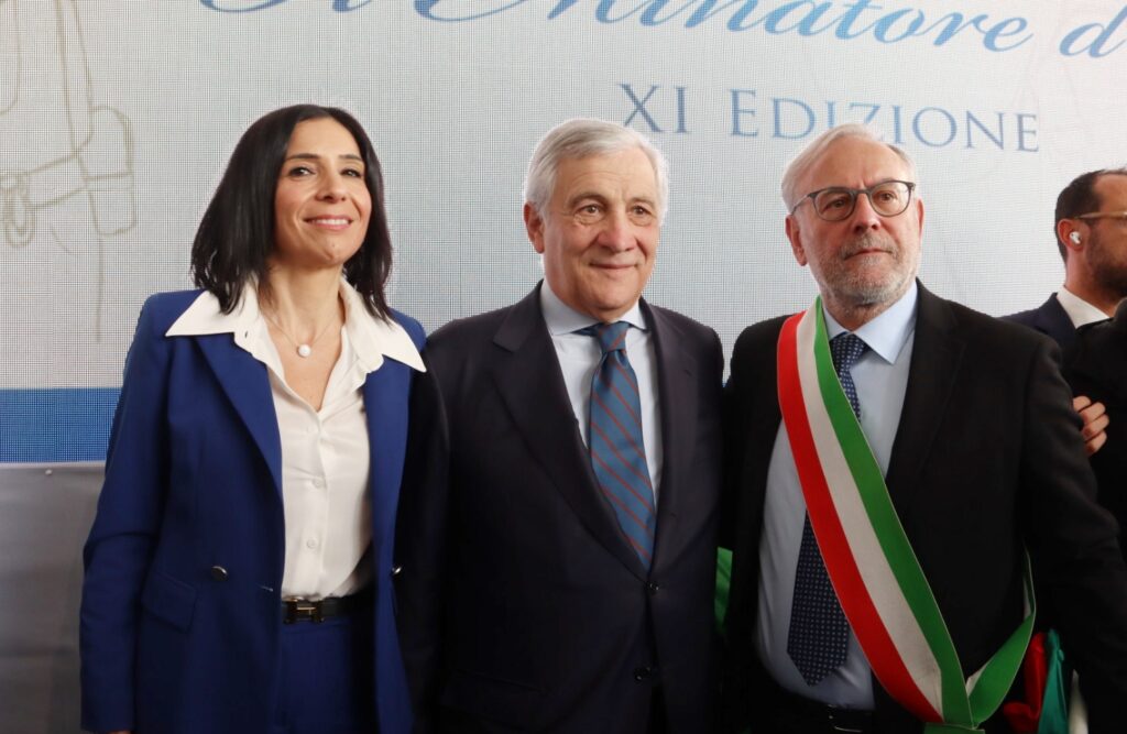 Consegna Minatore d'oro a Tajani a Motta San Giovanni