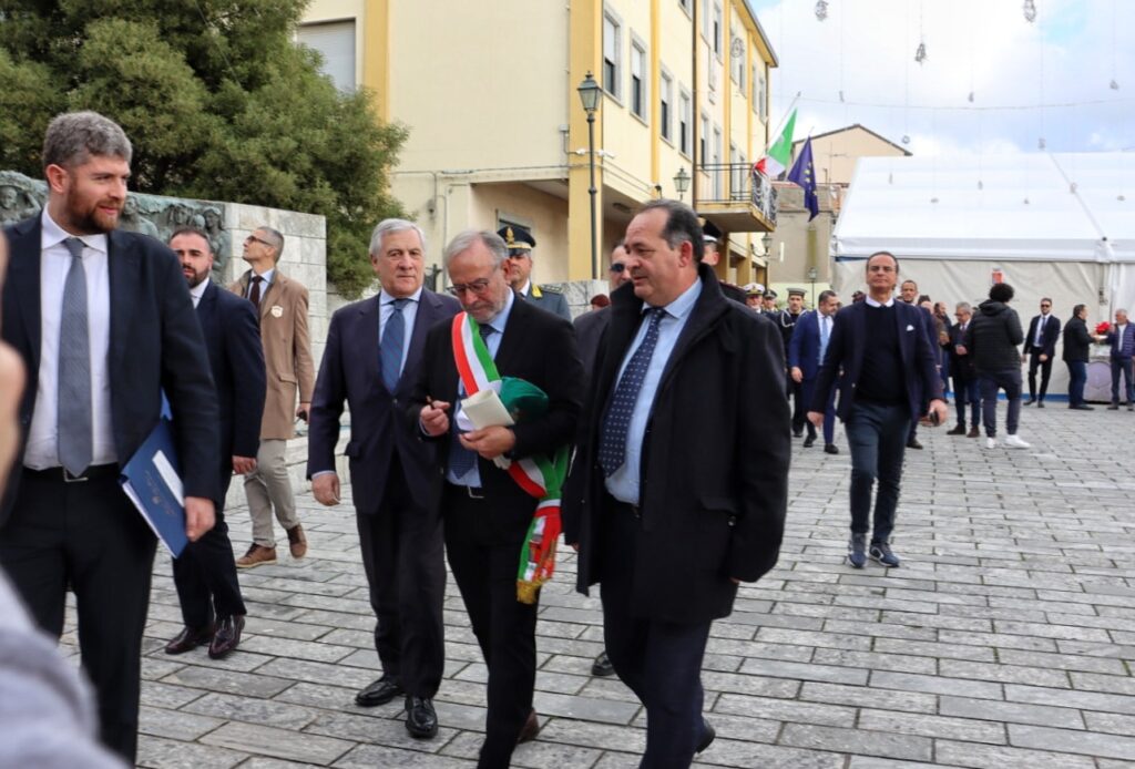 Consegna Minatore d'oro a Tajani a Motta San Giovanni