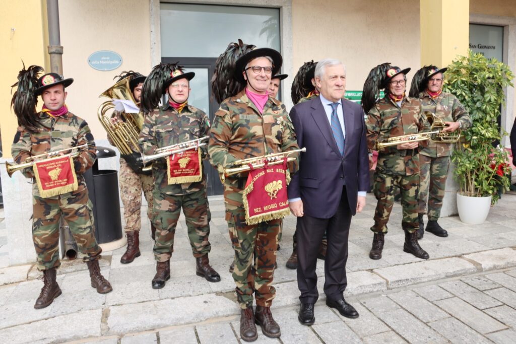 Consegna Minatore d'oro a Tajani a Motta San Giovanni