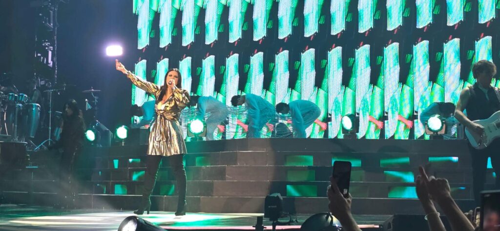 Laura Pausini Messina