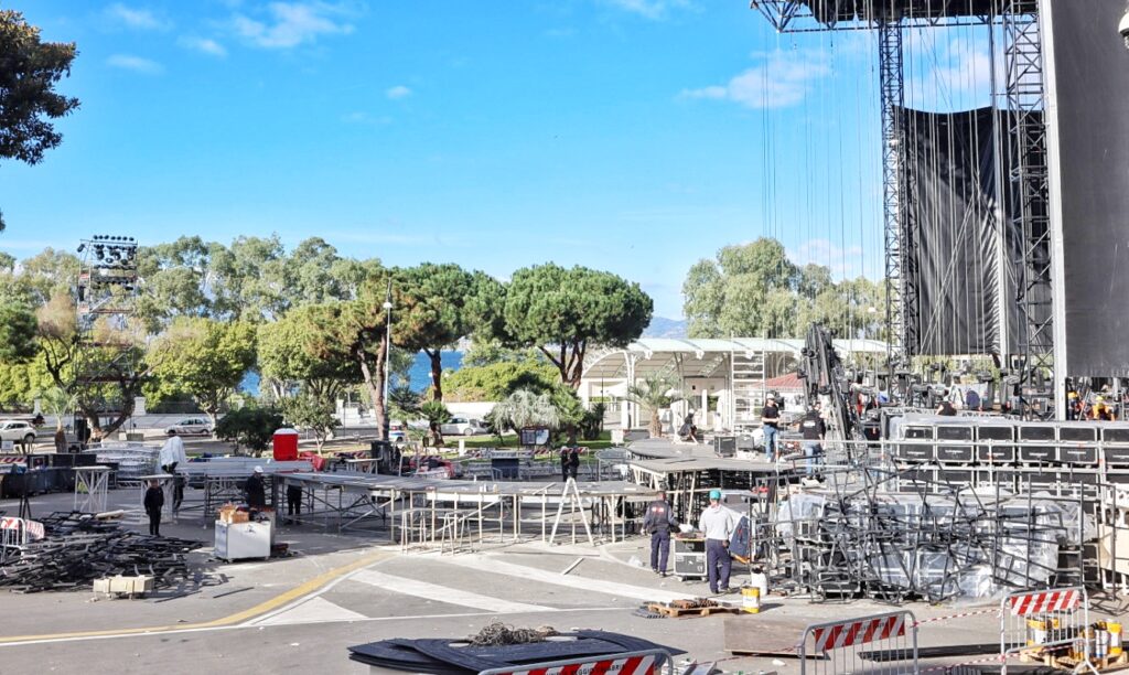 Montaggio Palco Capodanno Rai Reggio Calabria