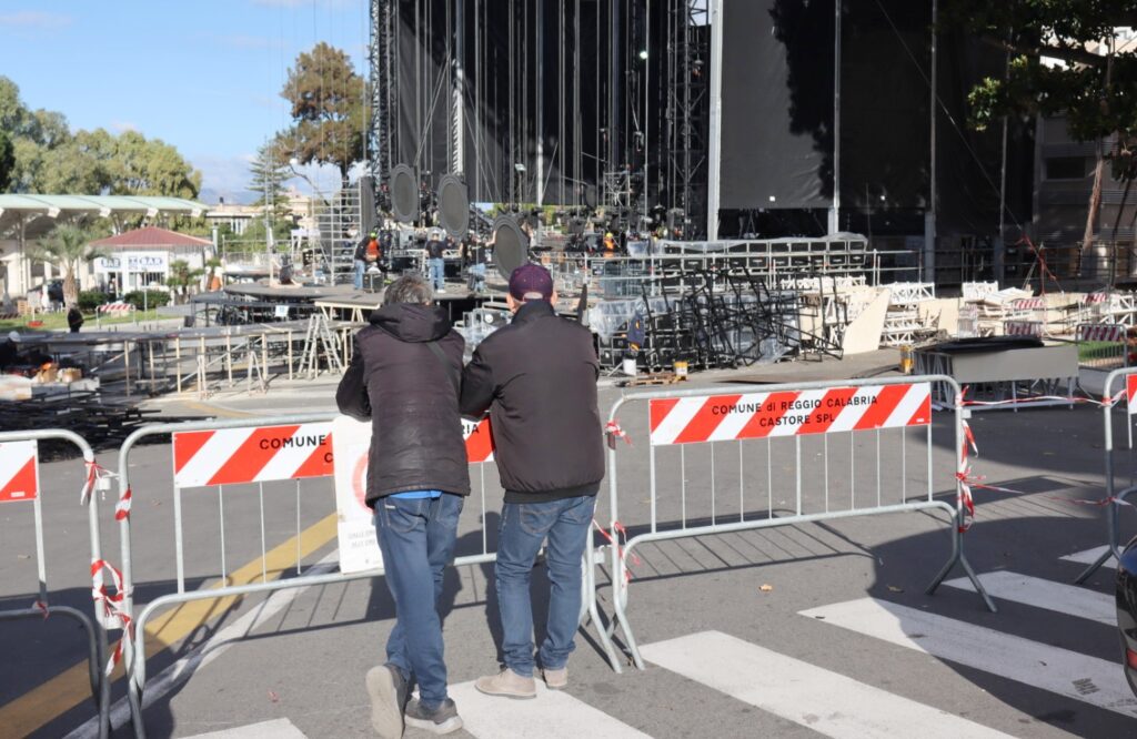 Montaggio Palco Capodanno Rai Reggio Calabria