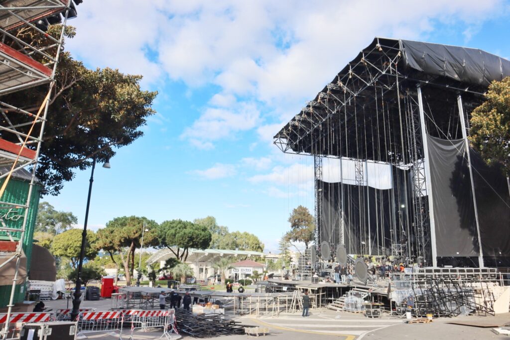 Montaggio Palco Capodanno Rai Reggio Calabria