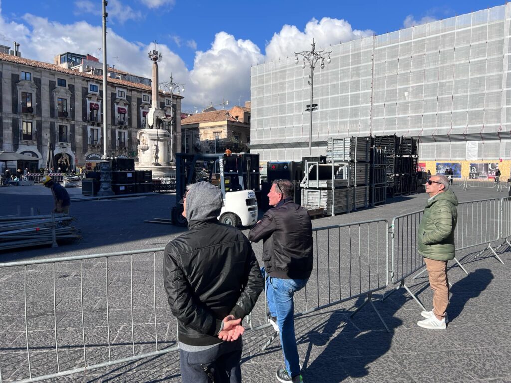 Palco Capodanno Mediaset Catania
