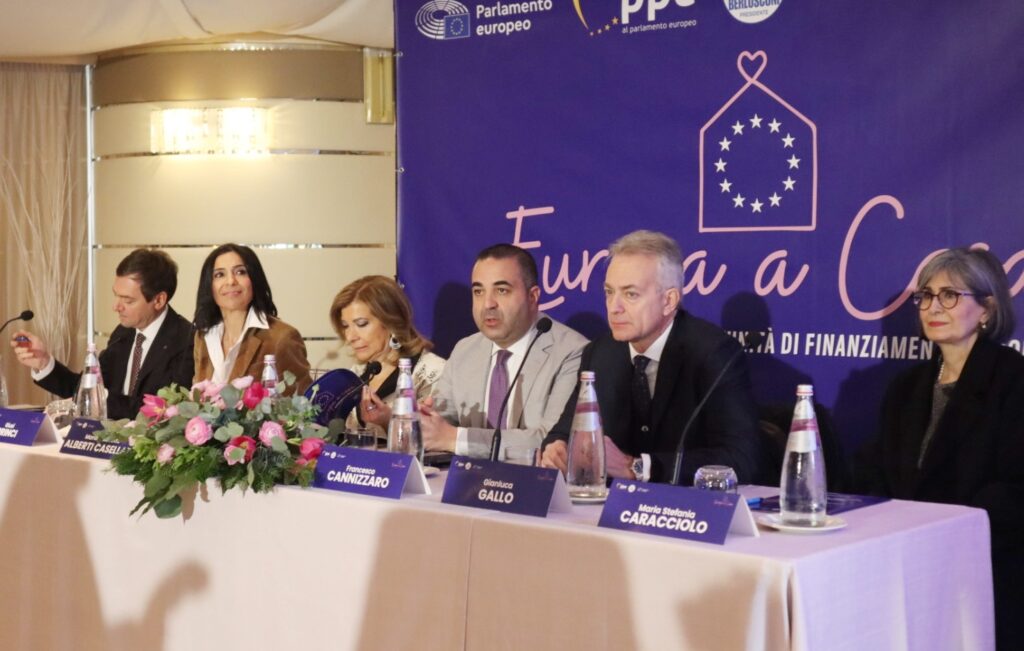 Presentazione Europa a casa